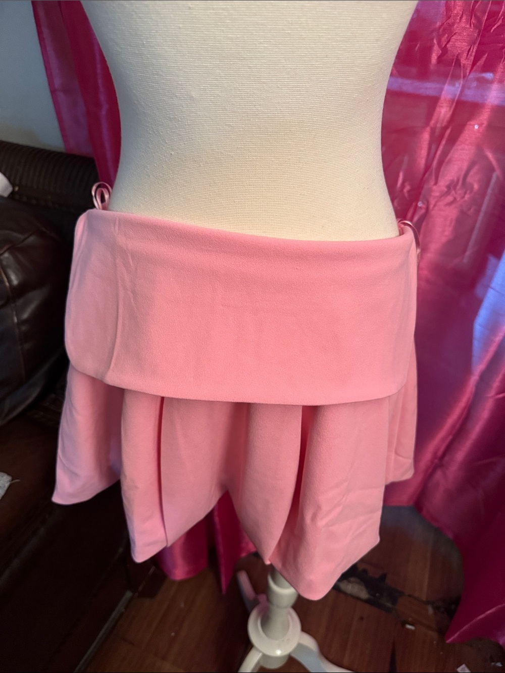 Women's Pink Pleated Mini Skirt